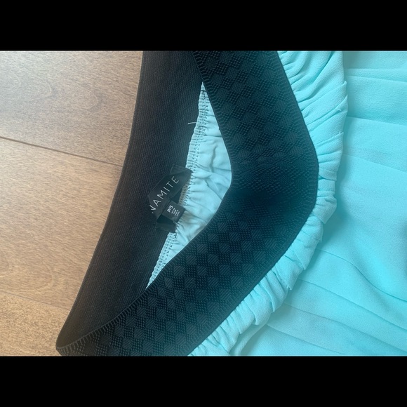 Dynamite teal flowy skirt - Picture 2 of 3